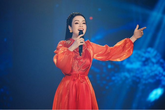 “Nữ tiến sĩ âm nhạc trẻ nhất Việt Nam kết hôn với viện trưởng, xây biệt thự 1.000m2”