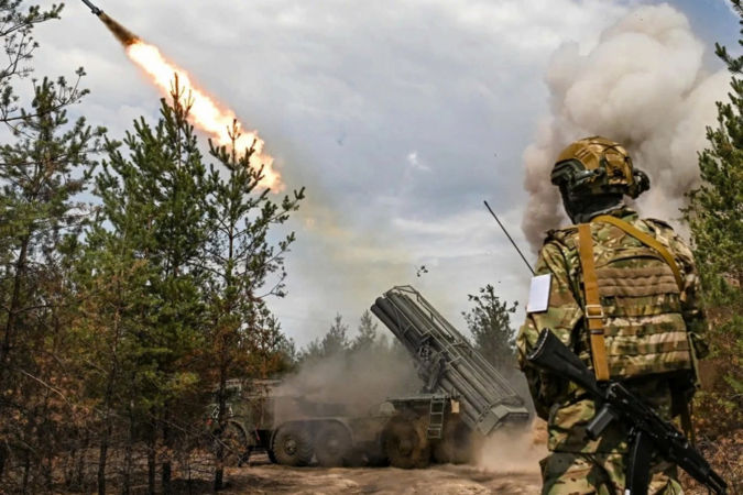 Nga tăng tốc ở nhiều mặt trận, Ukraine gấp rút đưa quân dự bị vào cuộc