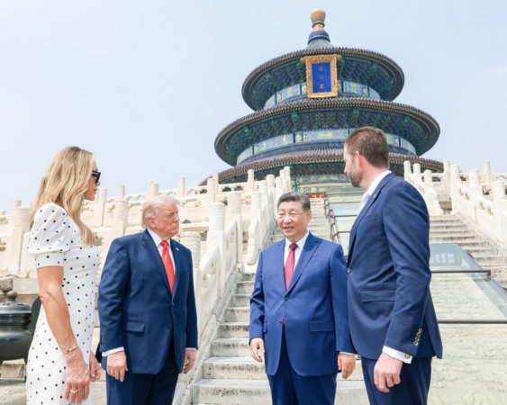 Vì sao ông Tập đưa ông Trump tới Thiên Đàn?