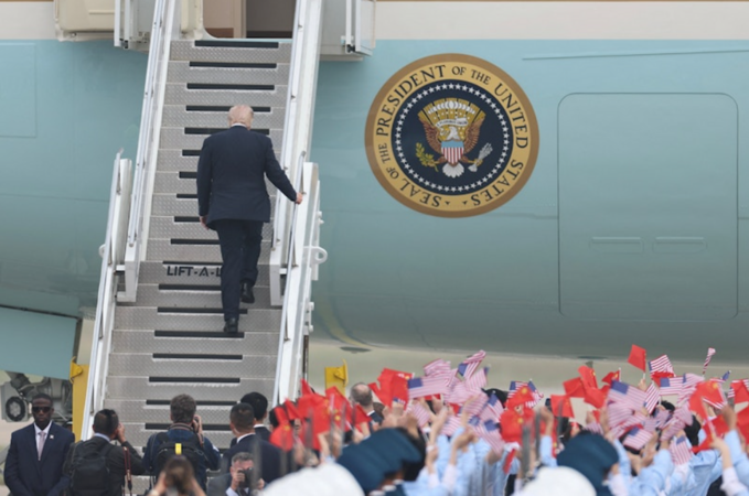 Ông Trump ca ngợi ông Tập nhưng vẫn rời Bắc Kinh tay trắng? Chuyến công du Trung Quốc không đạt kỳ vọng