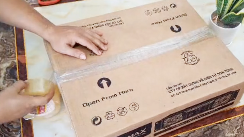 Mẹo cắt băng dính bằng 2 ngón tay, vừa nhanh vừa tiện