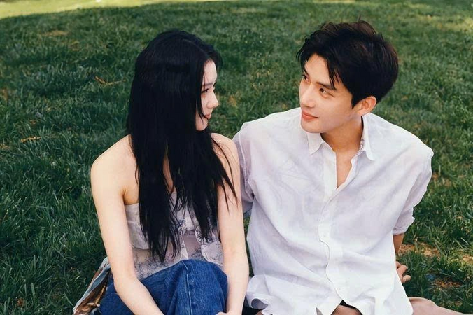 Chòm sao tuần mới 1/6 - 7/6: Sư Tử tăng tốc giữa áp lực, Thiên Bình nắm bắt vận may