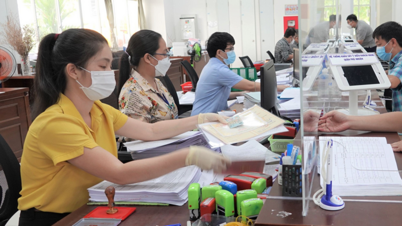 Bộ Chính trị giao hơn 1,87 triệu biên chế năm 2026, tiếp tục tinh giản 5-10% trong giai đoạn mới