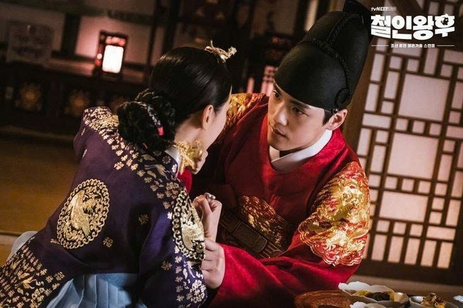Tử vi tuần mới 15/6 - 21/6: Tuổi Tý vô vàn áp lực bủa vây, Tuổi Mão bứt tốc vượt lên mạnh mẽ