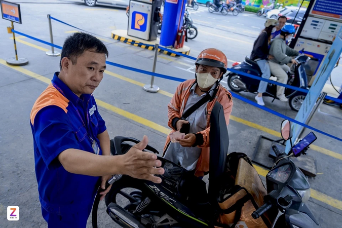 Bộ Tài chính sẽ rà soát toàn bộ chính sách thuế đối với xăng E10