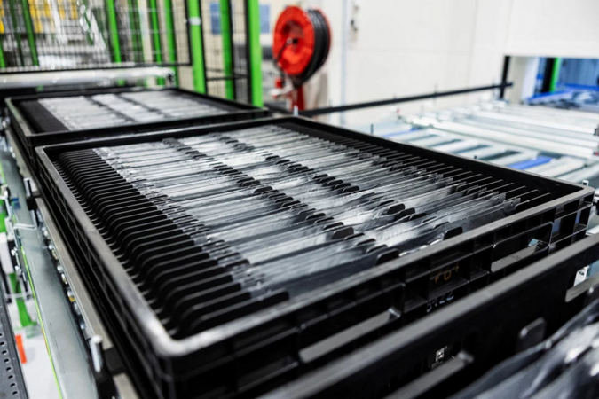 Trung Quốc tạo ra pin lithium “không cháy”, chịu nhiệt tới 300°C
