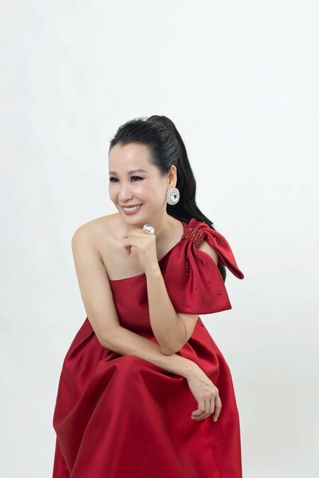 Nhạc sĩ Giáng Son thắng kiện BH Media sau 5 năm theo đuổi vụ bản quyền "Giấc mơ trưa"