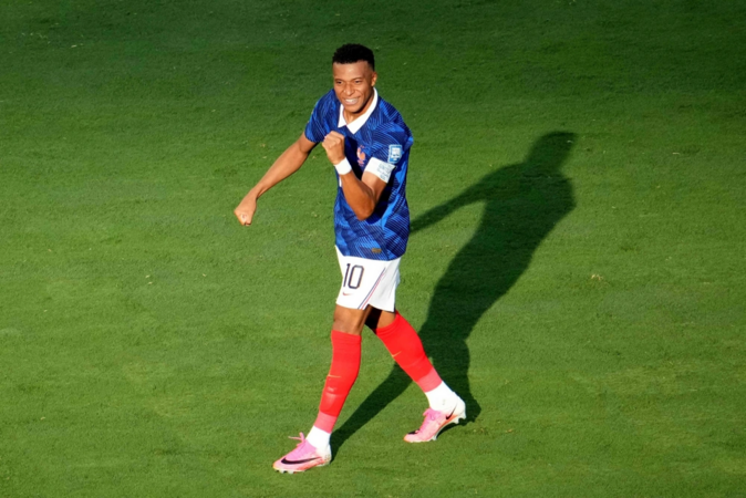 Mbappe ghi 18 bàn thắng trong 18 trận đấu tại World Cup!