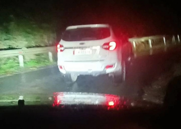Xe cấp cứu không được nhường đường suốt 5km, bệnh nhân tử vong trên đường chuyển viện: Tài xế xe 7 chỗ lên tiếng