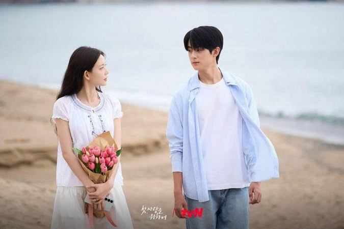 Chòm sao tuần mới 20/7 - 26/7: Bạch Dương học cách lắng nghe, Song Tử đón cơ hội từ những cuộc gặp bất ngờ