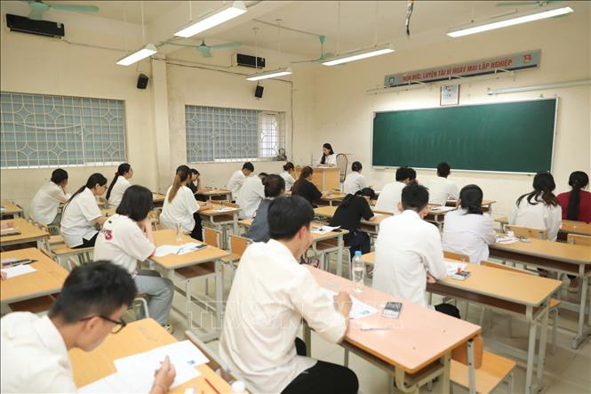 Kỳ thi THPT "2 trong 1": Đã đến lúc cần thay đổi để bảo đảm công bằng?