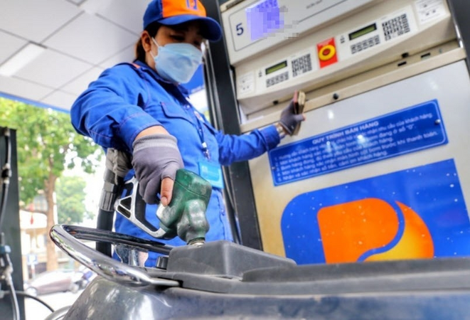 Vì sao Chính phủ liên tục nhấn mạnh "không để thiếu xăng dầu"? Điều gì sẽ xảy ra nếu nguồn cung bị đứt gãy?