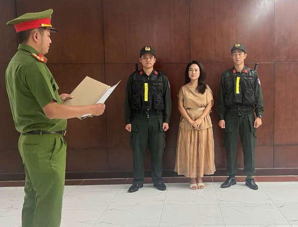 Phương Diễm Huyền là ai? Tại sao bị khởi tố? Vụ Phương Diễm Huyền gửi thông điệp gì tới hàng nghìn YouTuber Việt Nam?