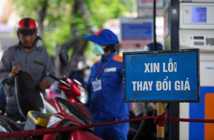 Giá xăng dầu chiều 20/8 đồng loạt tăng, dầu diesel tăng hơn 1.300 đồng/lít