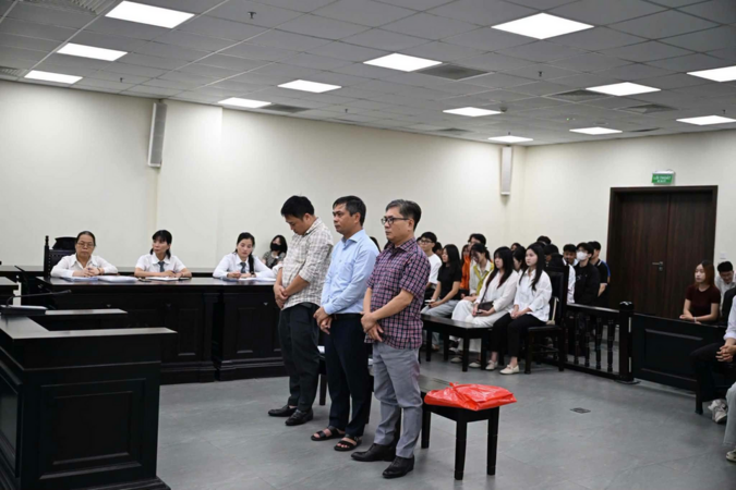 Nóng! Cựu hiệu trưởng lĩnh 3 năm tù vì giữ lại hơn 202 triệu đồng tiền hỗ trợ A80