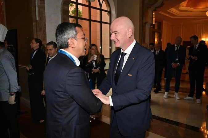 Chủ tịch FIFA Gianni Infantino đến Hà Nội, dự chung kết Việt Nam - Thái Lan