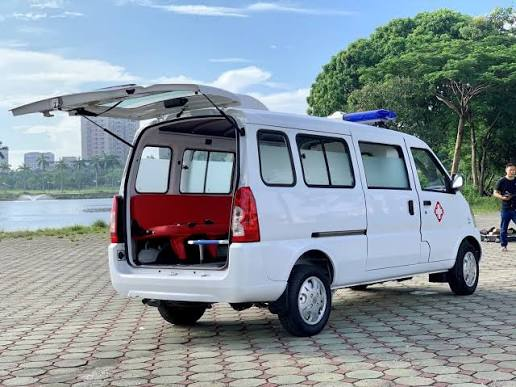 Xe cấp cứu hay phương tiện để trục lợi bệnh nhân khi nguy kịch?