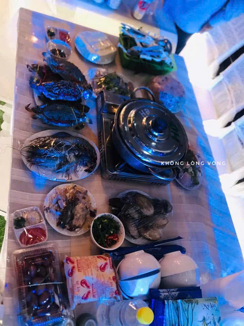 Cỗ cưới này nên đi phong bì bao nhiêu?