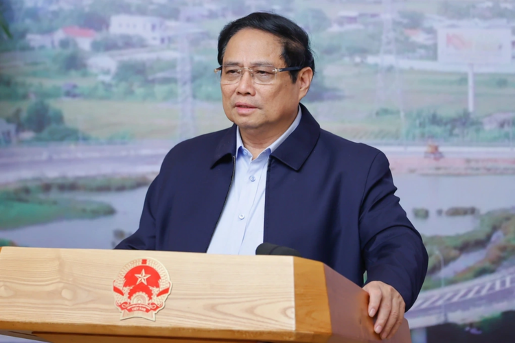 Thủ tướng lưu ý : "Đấu thầu hoành tráng, mất nhiều thời gian vẫn sai phạm và kỷ luật cán bộ"