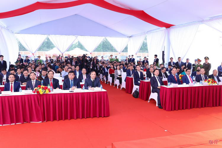 Thêm một nhà máy Vinfast nữa ở Hà Tĩnh, động thổ hôm nay 8/12/2024