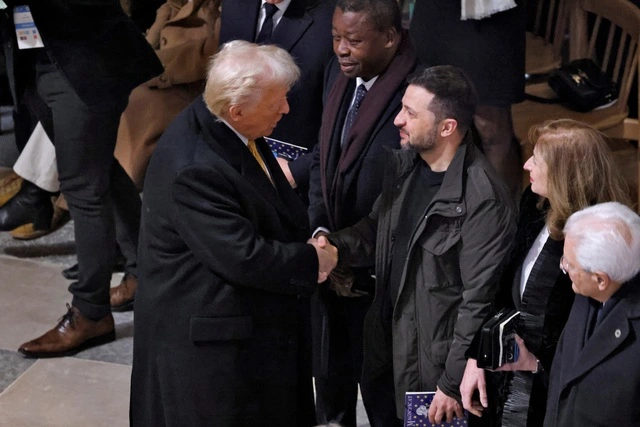 Zelensky cũng muốn hoà bình nhưng hoà bình phải lâu dài vì Putin là "kẻ nghiện chiến tranh"