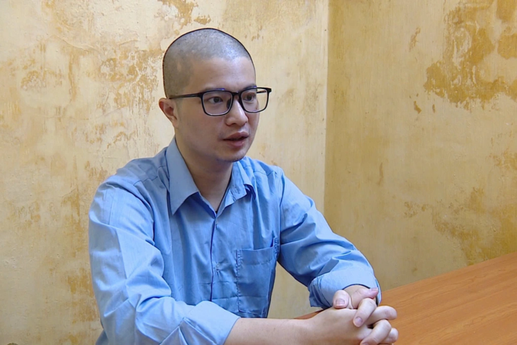 Trời ơi! Sinh viên FPT sao có 8 tỷ đồng chơi chứng khoán để bị Mr Pips để lừa???