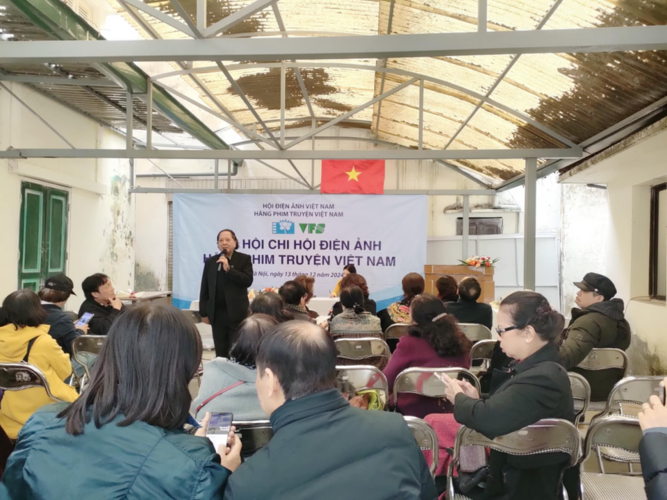 NSND Bùi Bài Bình, Nhuệ Giang ký đơn Đề nghị xử lý vấn đề cổ phần hóa ở Hãng phim truyện Việt Nam