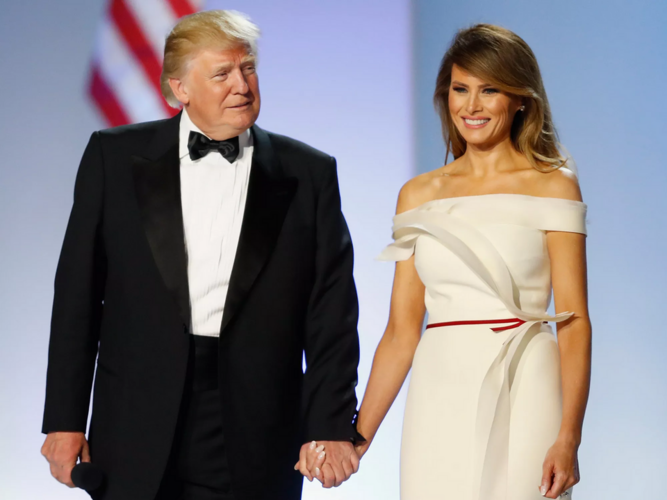 Bà Melania Trump nói gì khi được hỏi vì sao không sinh thêm con nữa?