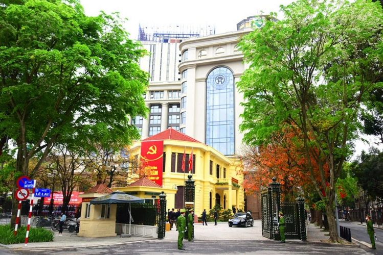 Lại nhiều người "mất Tết": Hà Nội "chốt" thời gian sáp nhập, giải thể nhiều sở, ngành