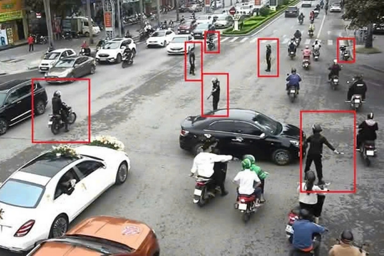 Vụ vệ sĩ phân luồng cho đoàn xe sang đi đám cưới: Thu hồi giấy phép công ty