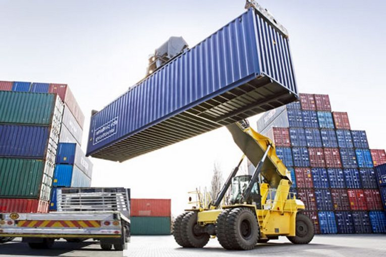 Thu xuất nhập khẩu dự kiến năm 2024 tăng 13,4 - 13,9%
