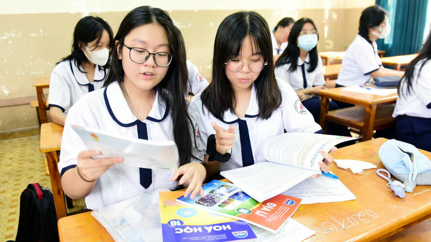 Phụ huynh bất ngờ và hoan nghênh Sở TP.HCM đề xuất miễn học phí cho học sinh các cấp