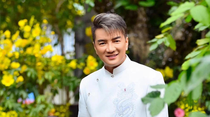 Đàm Vĩnh Hưng đổi luật sư, không biết có tiếp tục kiện chồng tỷ phú nhà ca sĩ Bích Tuyền nữa không?