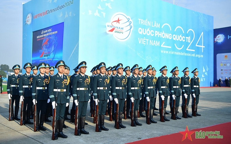Khai mạc triển lãm quốc phòng 2024