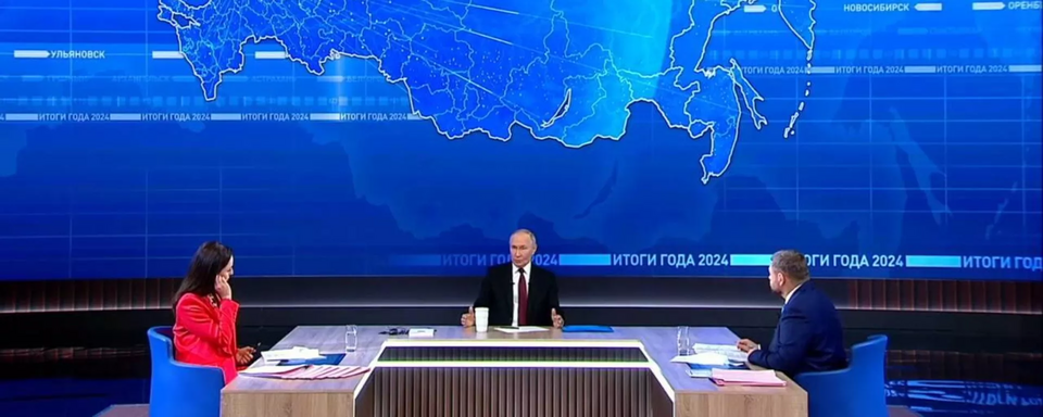 Tổng thống Nga Putin trả lời chất vấn về việc chôn cất thi hài Lênin như thế nào?
