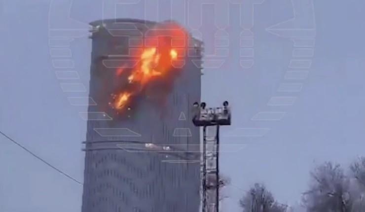 Vụ UAV đâm trúng tòa nhà 37 tầng ở Nga: Cựu sĩ quan Mỹ nói Ukraine đang tự làm khó chính mình