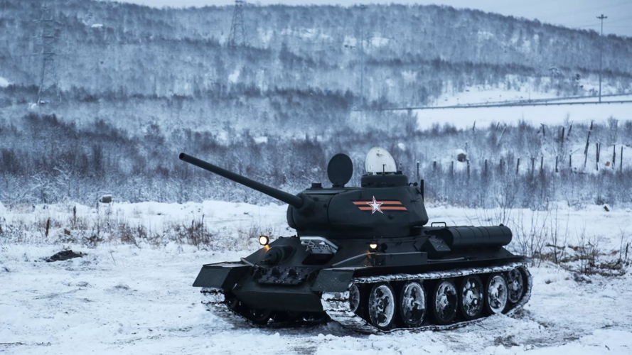 Xe tăng Liên Xô di tích bị tháo dỡ để trang bị cho LLVT Ukraine