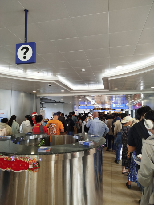 📋 Góc quan sát: Metro Số 1 và văn hóa đi tàu điện ngầm cần cải thiện