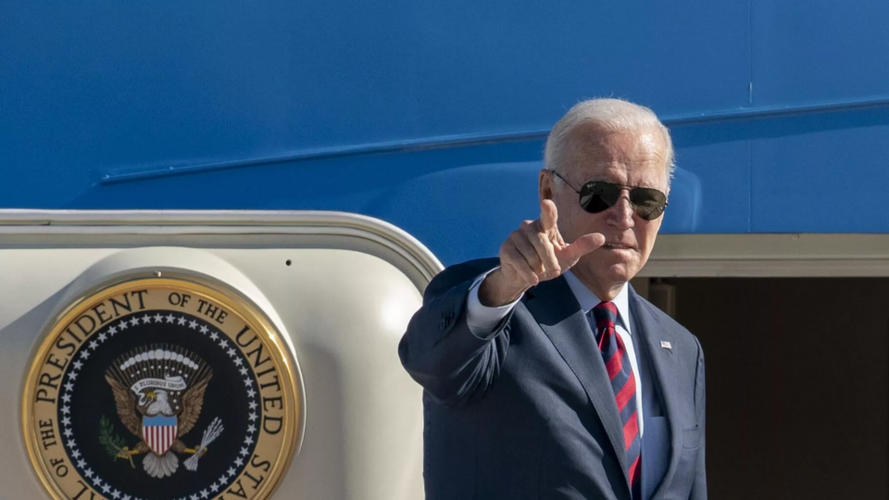 Tổng thống Joe Biden dành gần hết nhiệm k.ỳ "để đi nghỉ"