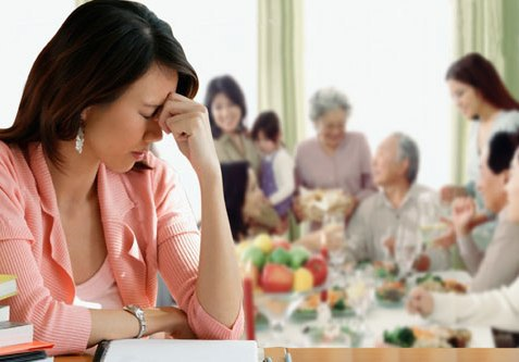 Giữ gìn quan hệ với bố mẹ chồng: lựa chọn sống chung hay riêng?