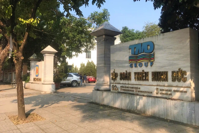 Đại gia Chu Thị Thành từng là doanh nhân tiêu biểu đến nợ thuế hàng trăm tỷ đồng, bị hoãn xuất cảnh